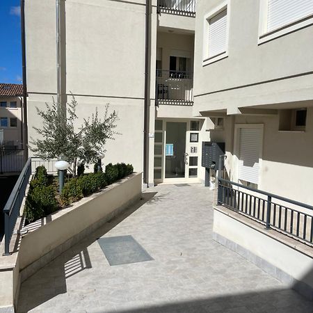Santa Chiara Appartement LʼAquila Buitenkant foto